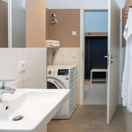 Haffhaus 1, Ferienwohnung I Apartmán Zirchow